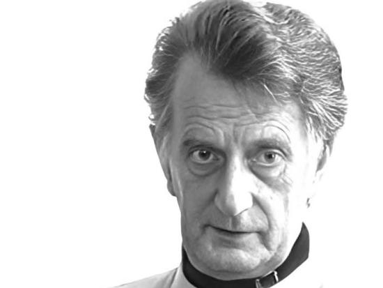 Gavin Bolton headshot